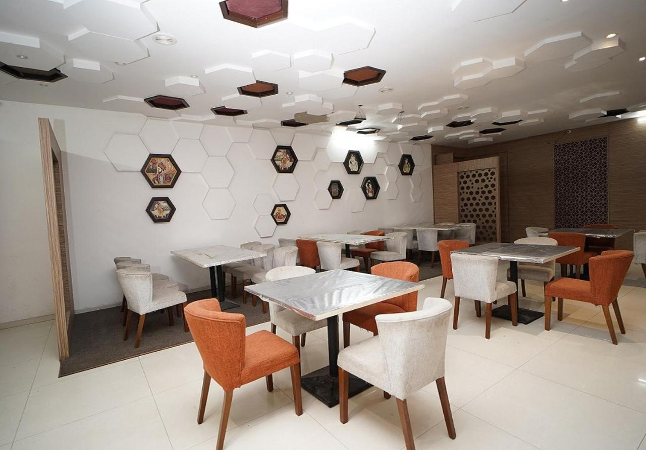Hotel Amora Raj Nandgaon Exterior foto